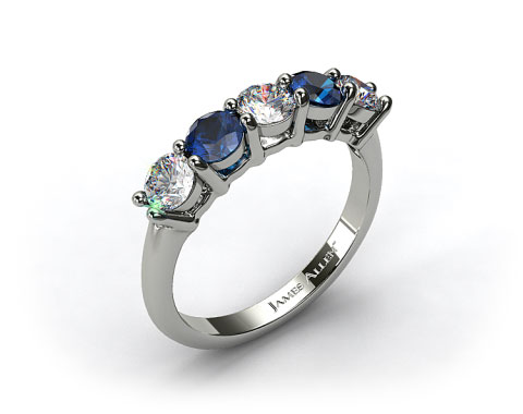 18k White Gold Round Shaped Diamond And Blue Sapphire Wedding Ring 